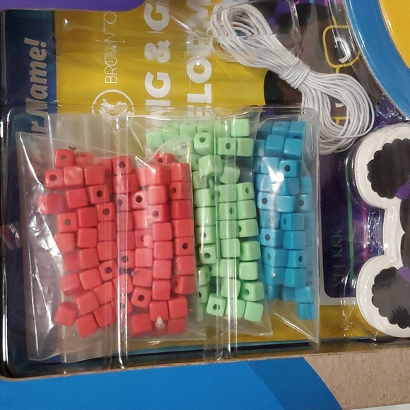 Bro-wn Toy B-ox Maya Coding & App STEAM Kit - Picture 12 of 14